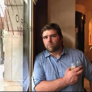 Meet your Posher, Kenneth